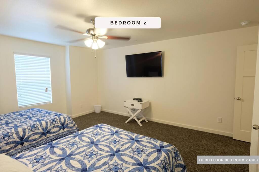 3 Story, 3 Bdrm, 4 Beds, 2 Bath, North Houston, Iah - 10B 빌라 외부 사진